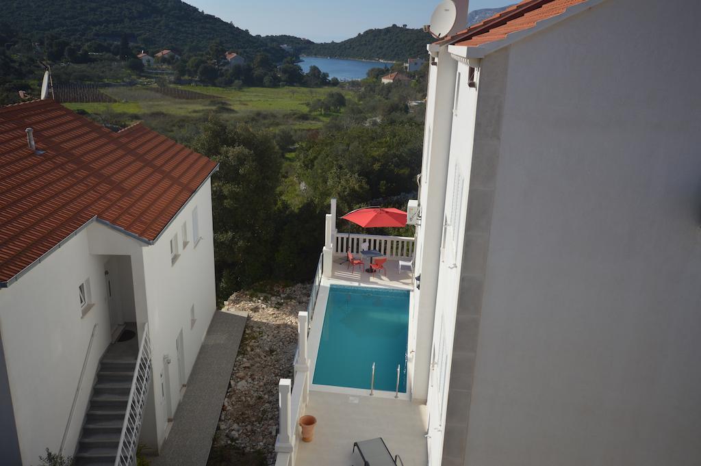 Villa Castello Residence Zrnovo Bagian luar foto